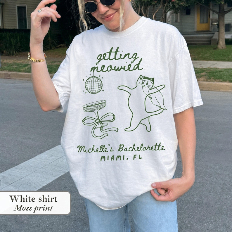 Getting Meowied Bachelorette Shirt: Funny Cat Lovers Bride Party Tee